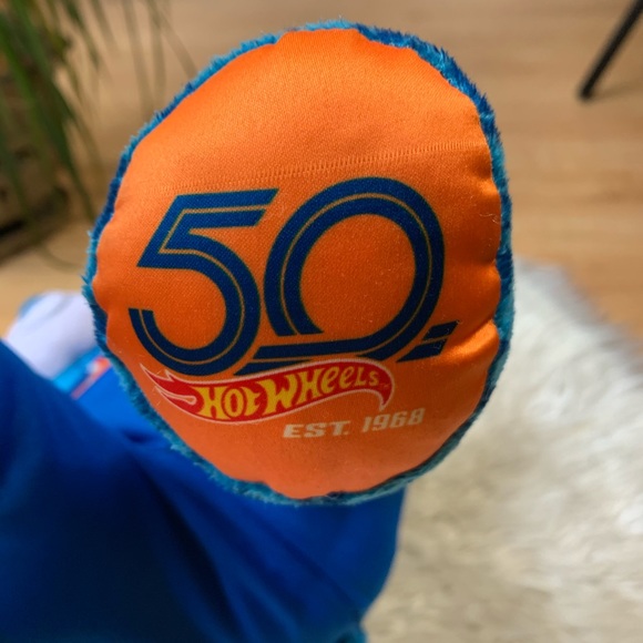 HOT WHEELS 50th Anniversary Blue Build a Bear w/ J - Picture 7 of 10